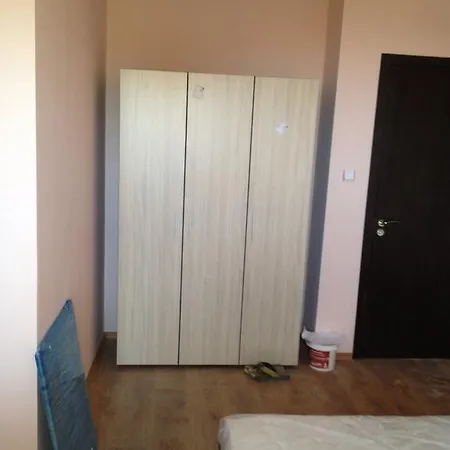 Apartment Intsaraki Sveti Vlas